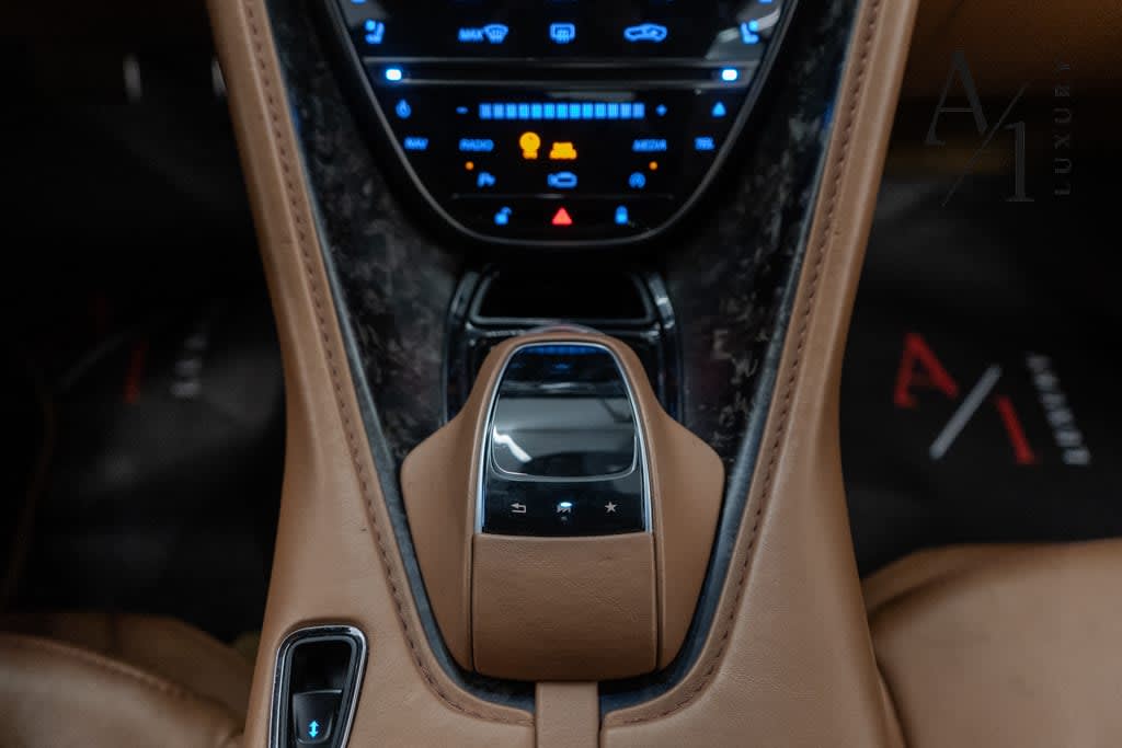 2019 Aston Martin DBS Superleggera, With Full Service History, Pristine Conditon, GCC Specs - Thumbnail 12