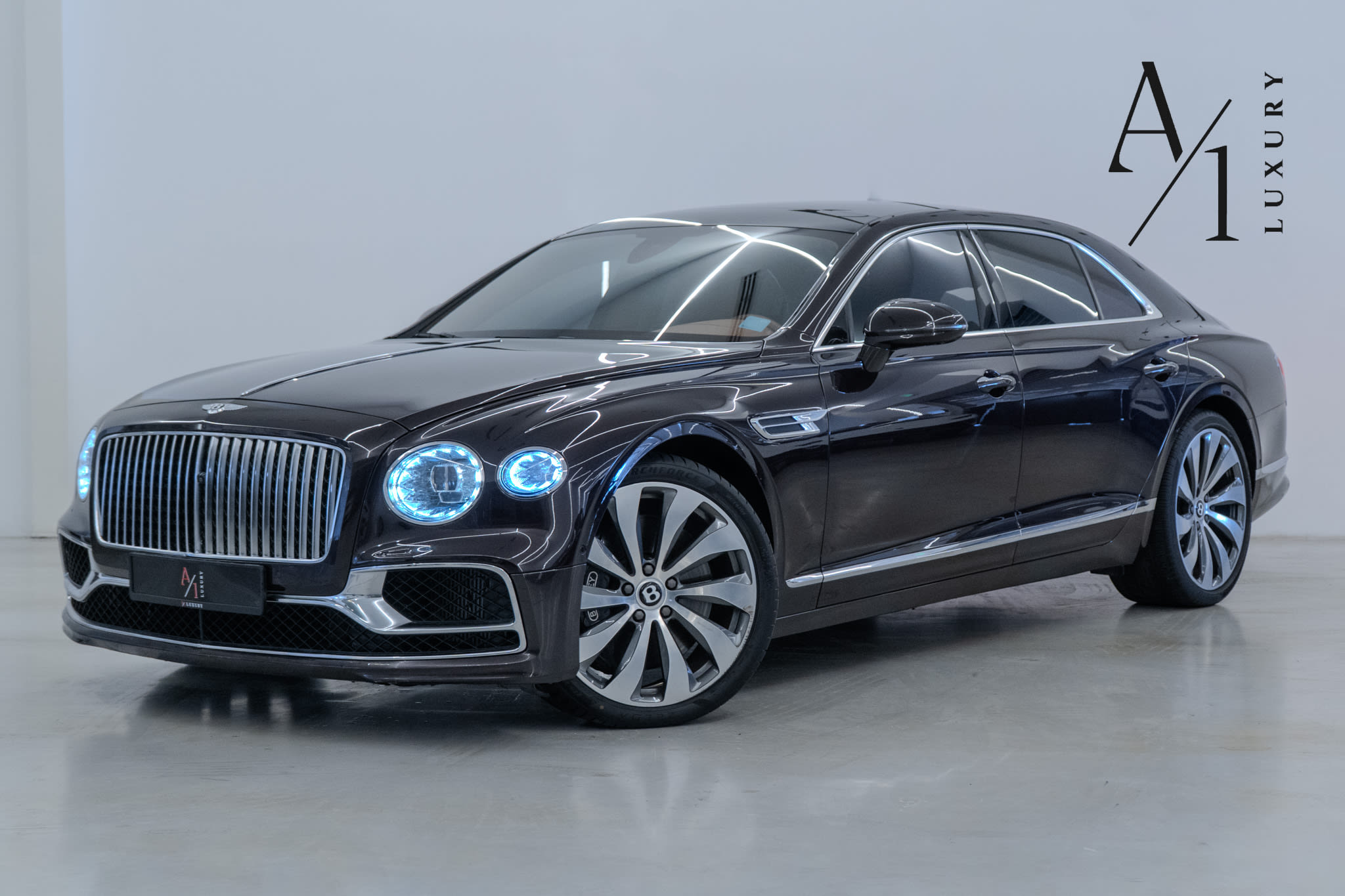 2021 Bentley Flying Spur (W12) Excellent Condition, Fully Loaded, Japanese Spec - Thumbnail 1