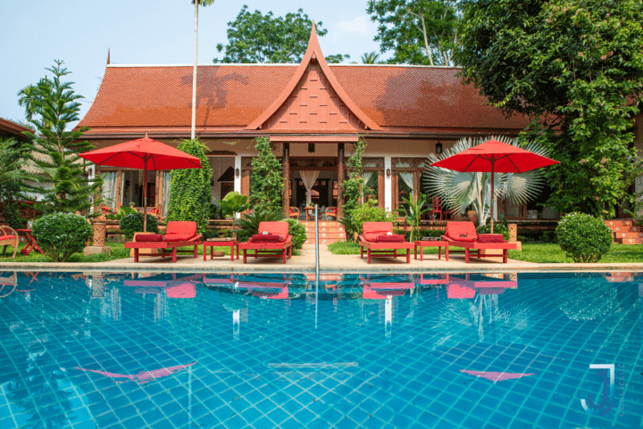  Villa de luxe : 2 maison de prestige