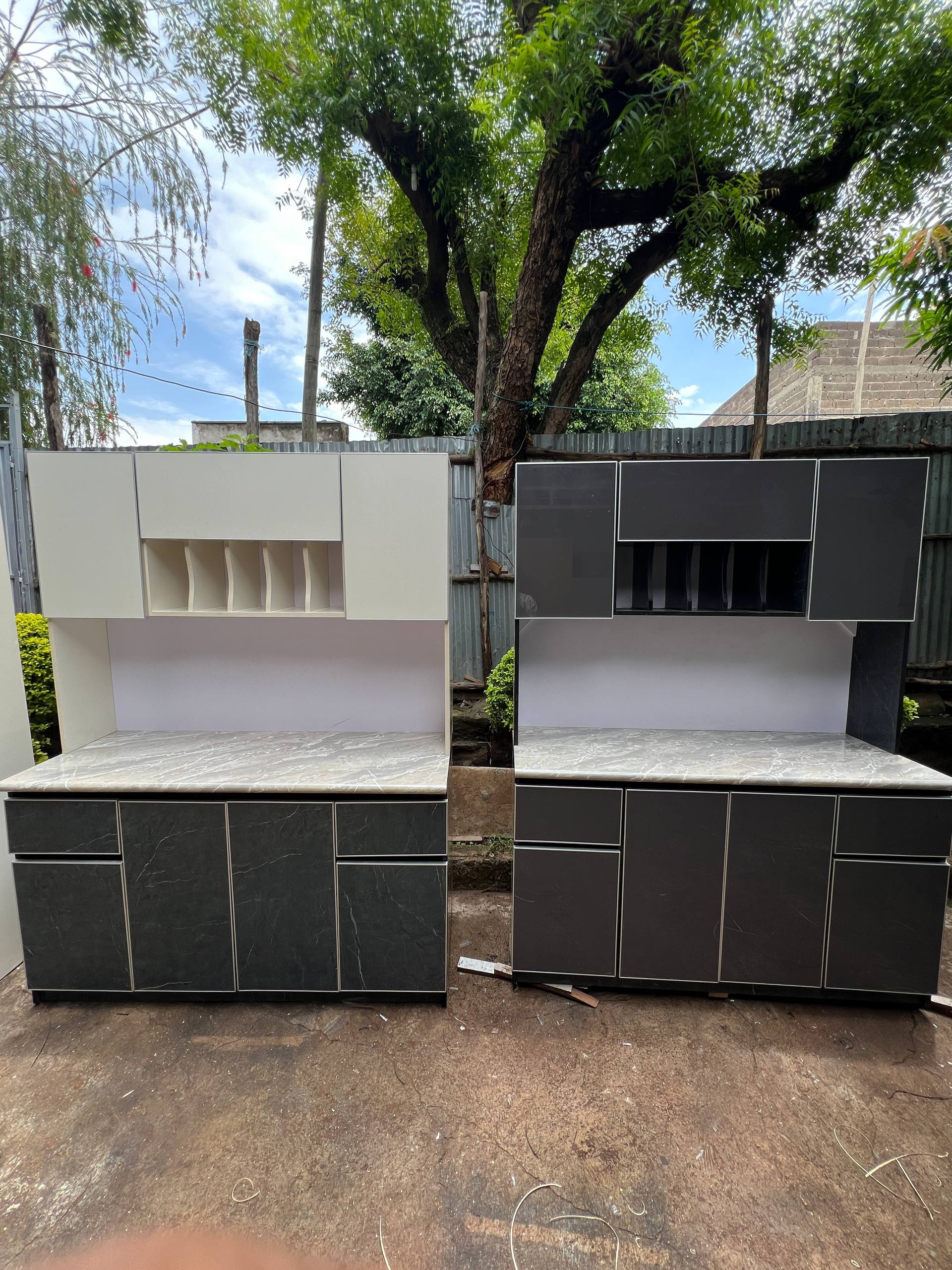 Kitchen cabinet