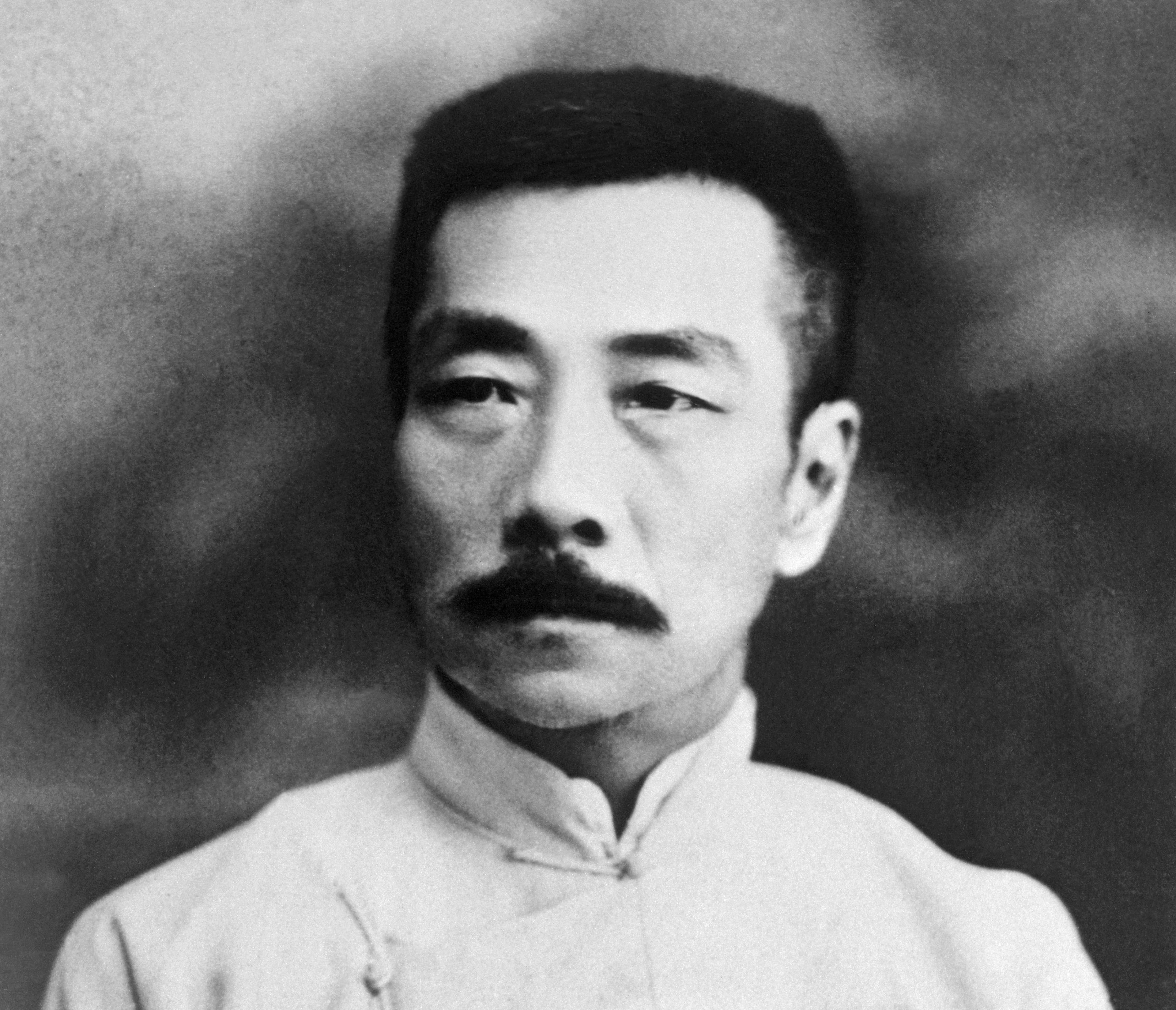 /blogImages/diaryOfAMadmanBlog1.webp image