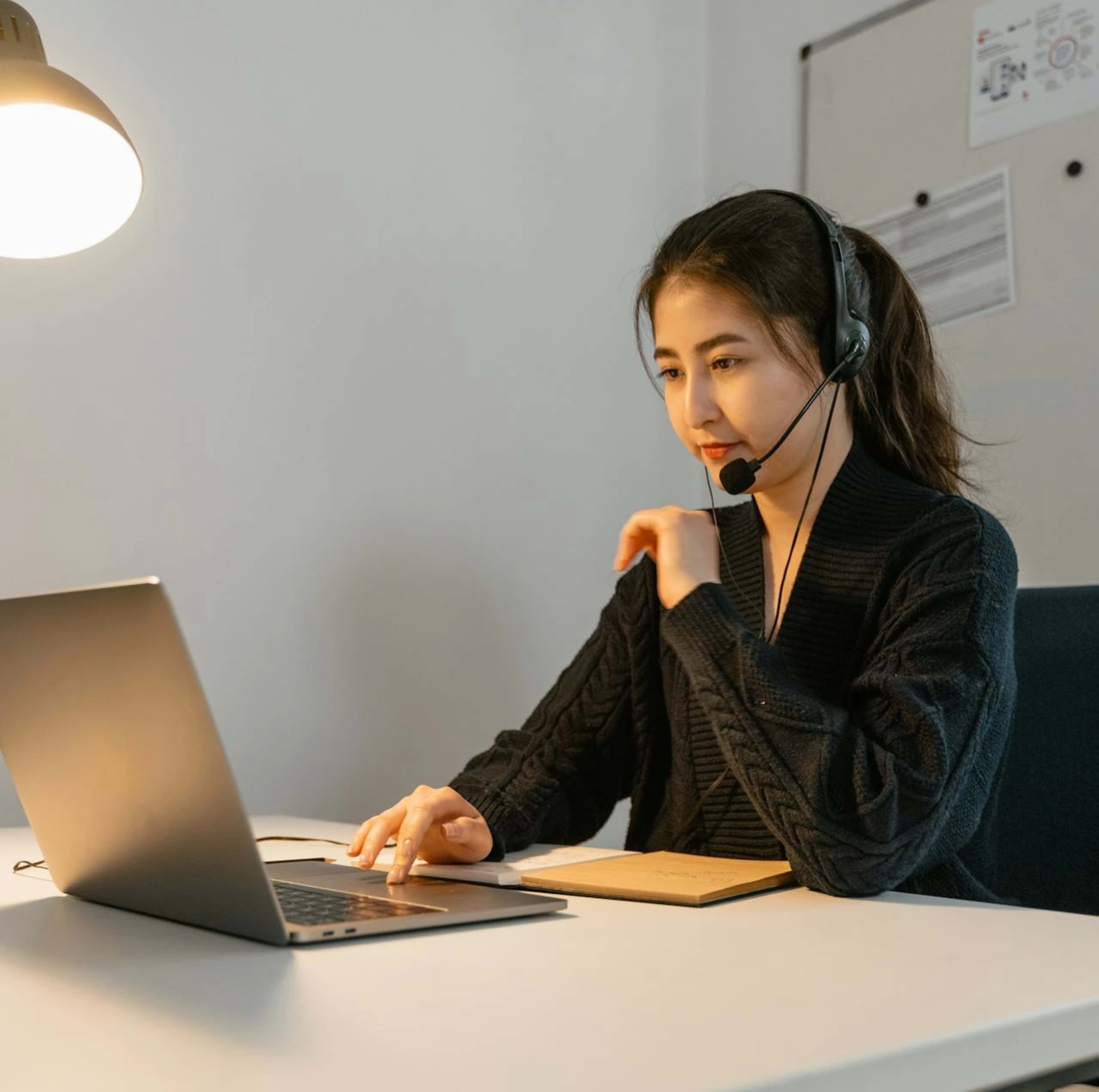 /blogImages/twoLanguages1.webp image