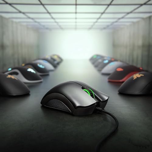 Vue 4 de Razer Deathadder Essential Souris