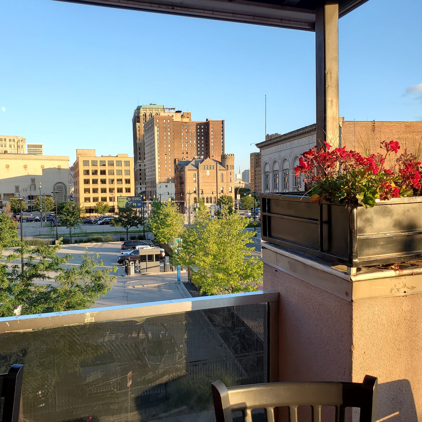 Bookie's Bar & Grille logo