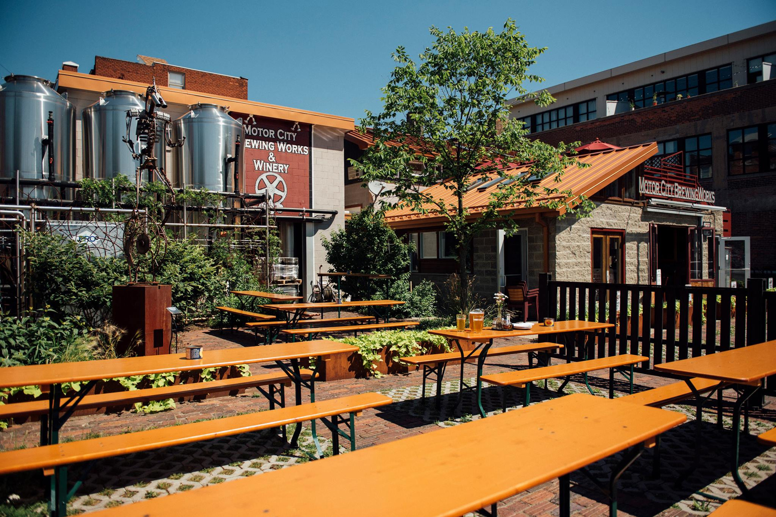 Motor City Brewing Works – Canfield Taproom