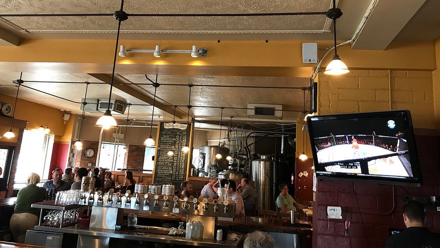 Kuhnhenn Brewing Co. (Warren)