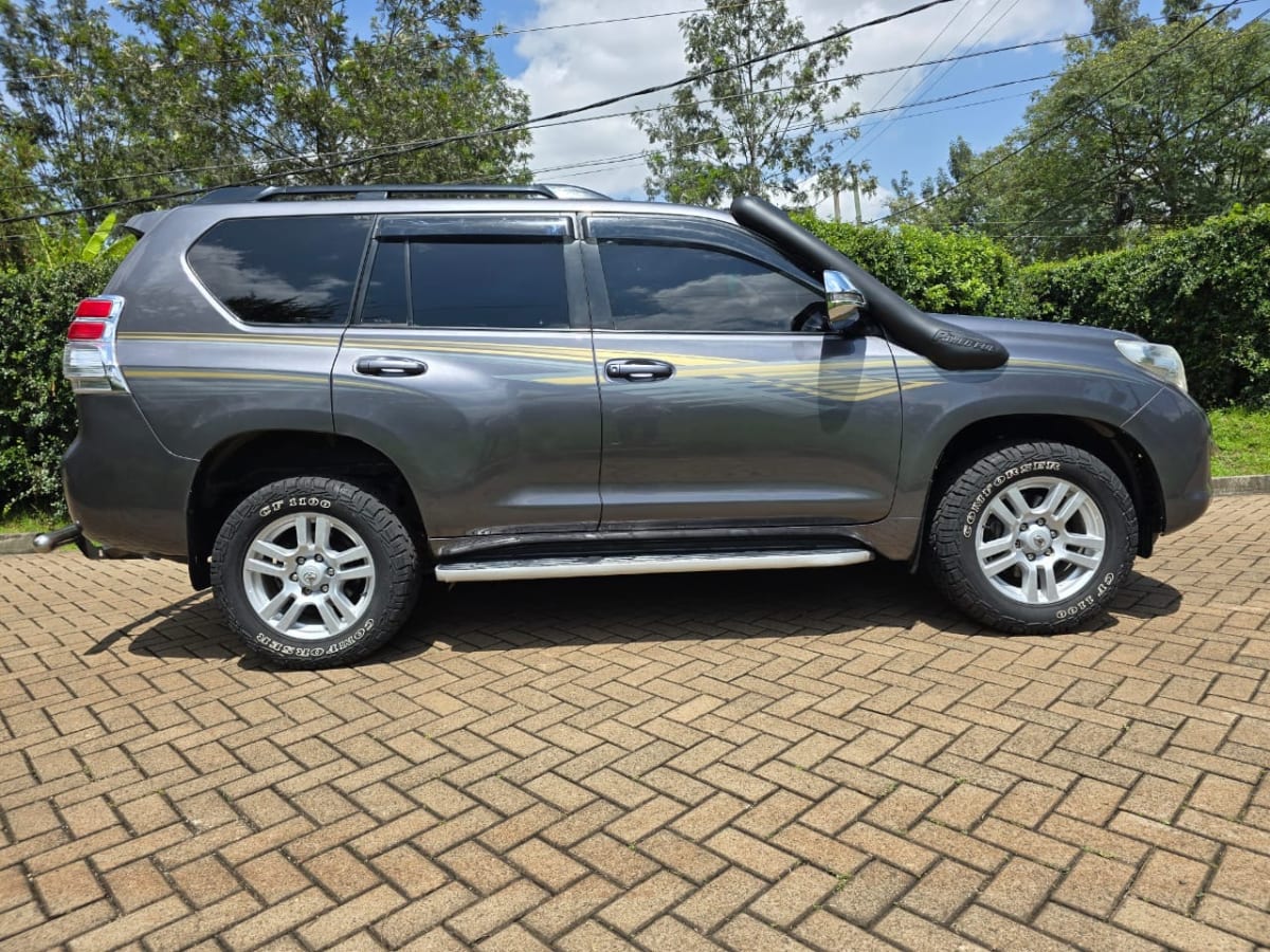 TOYOTA LANDCRUISER J150
