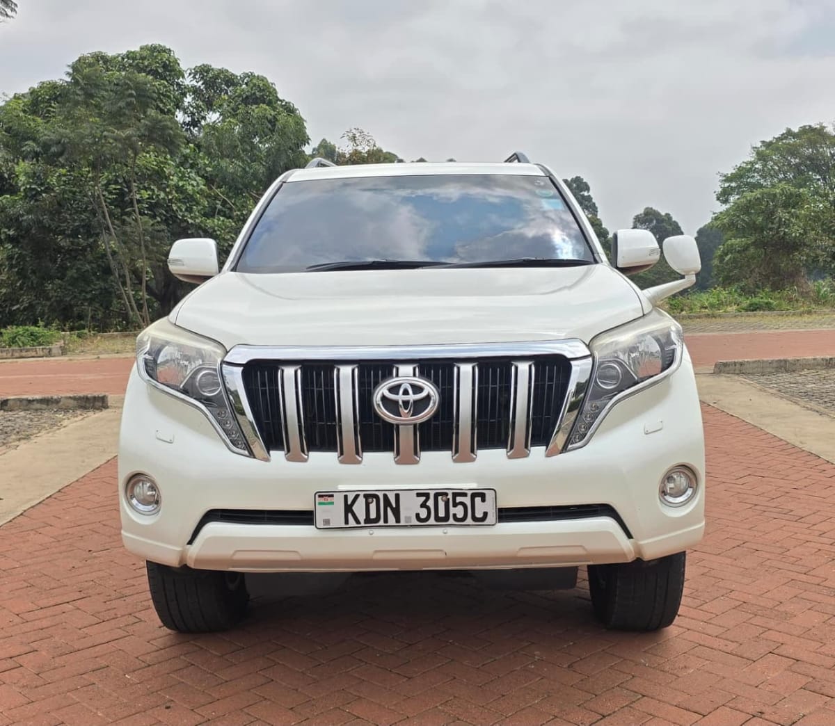 TOYOTA LANDCRUISER PRADO TX