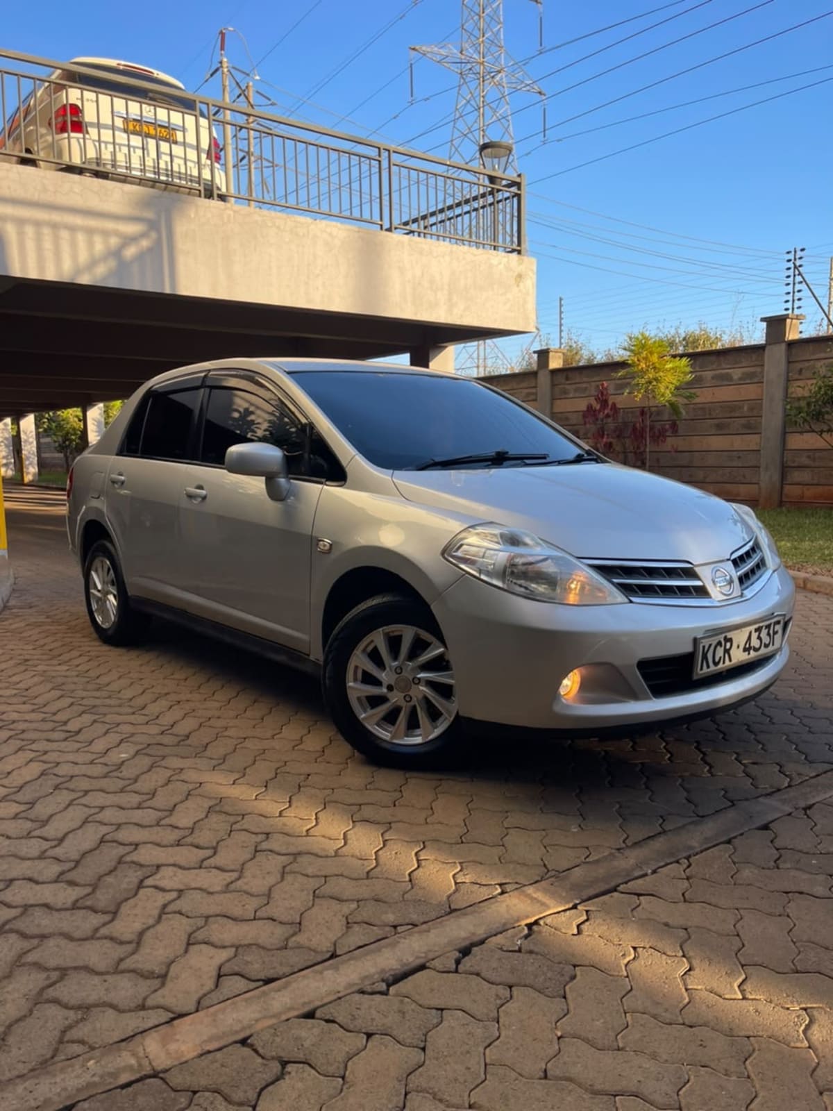 Nissan Tiida