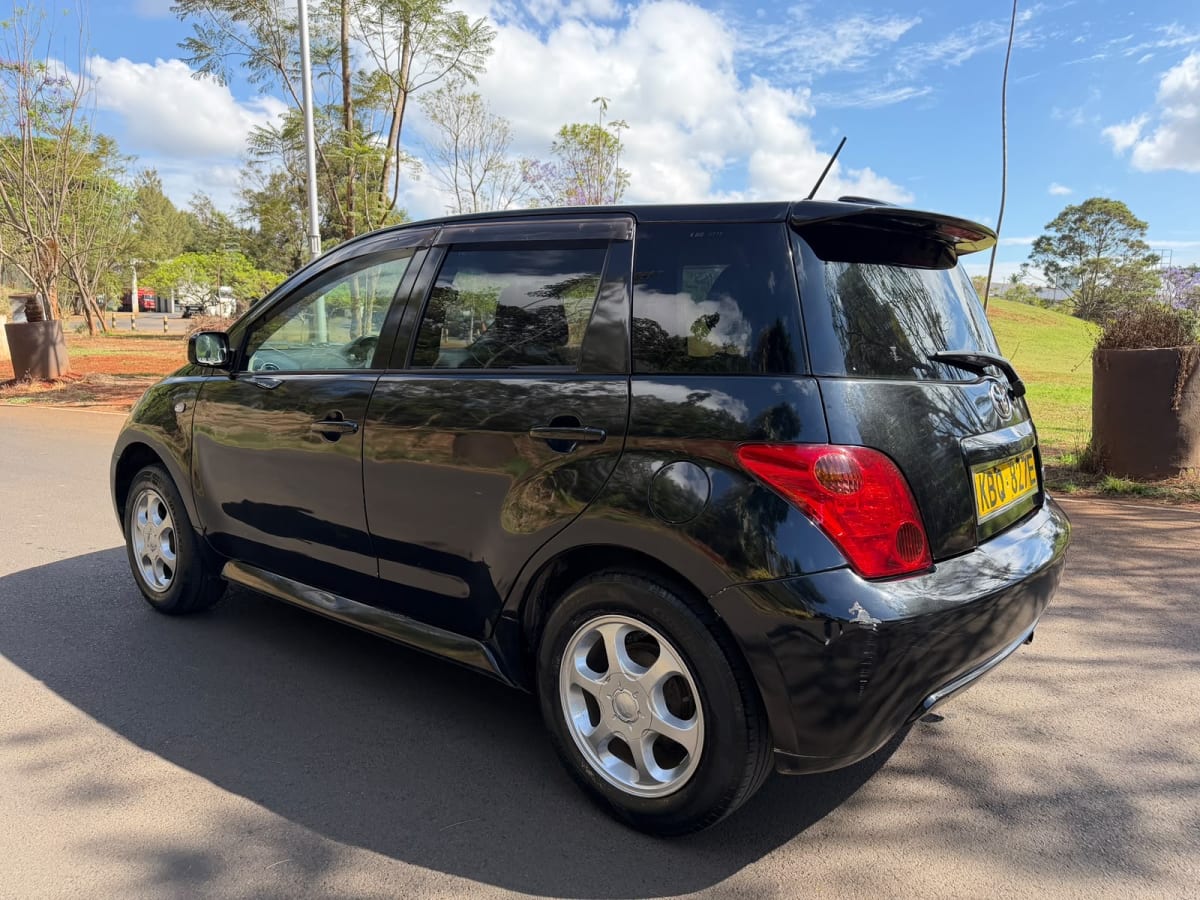 Toyota Ist