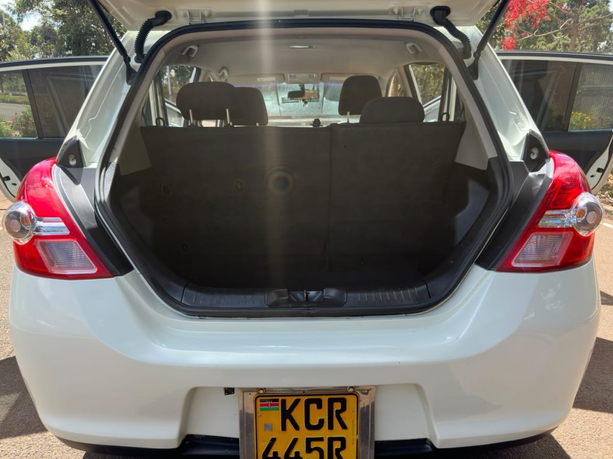 Nissan Tiida