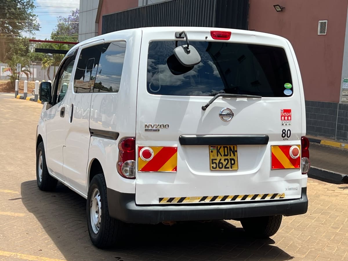 Nissan Nv200