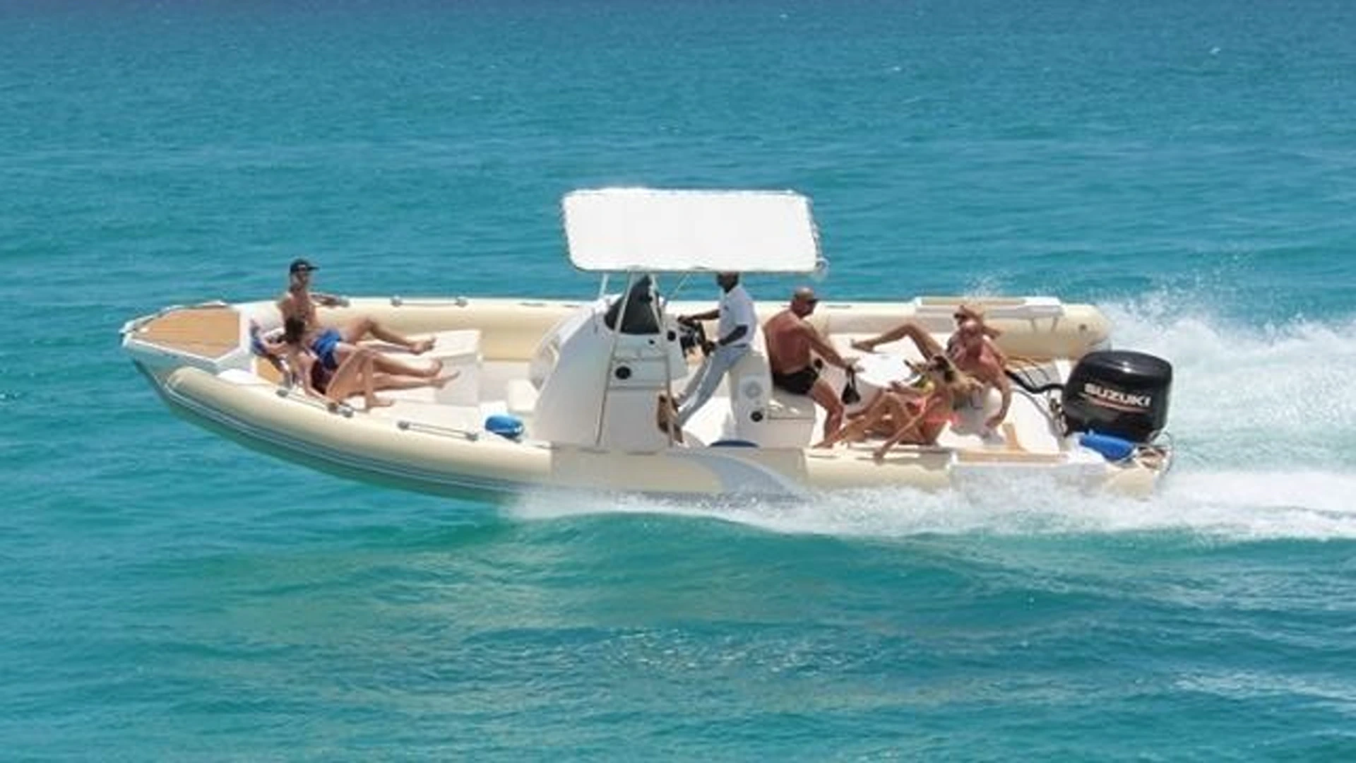 Hurghada Private Speedboat Twin Island Tour