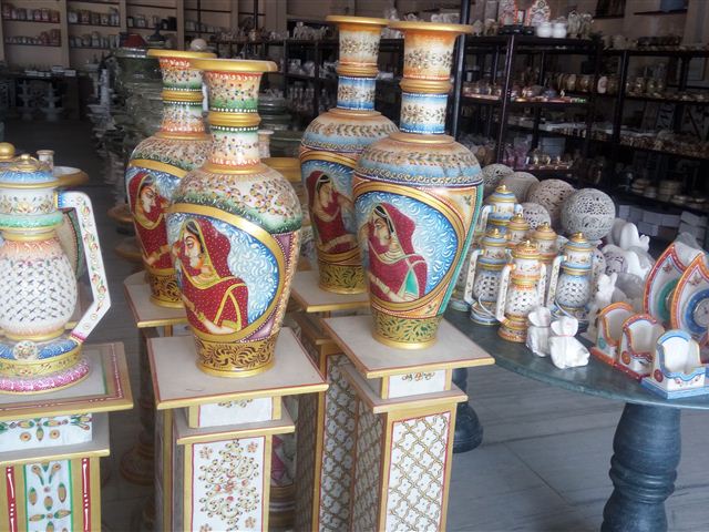 Udaipurs-Artisan-Crafts-Marble-Handicrafts.jpg