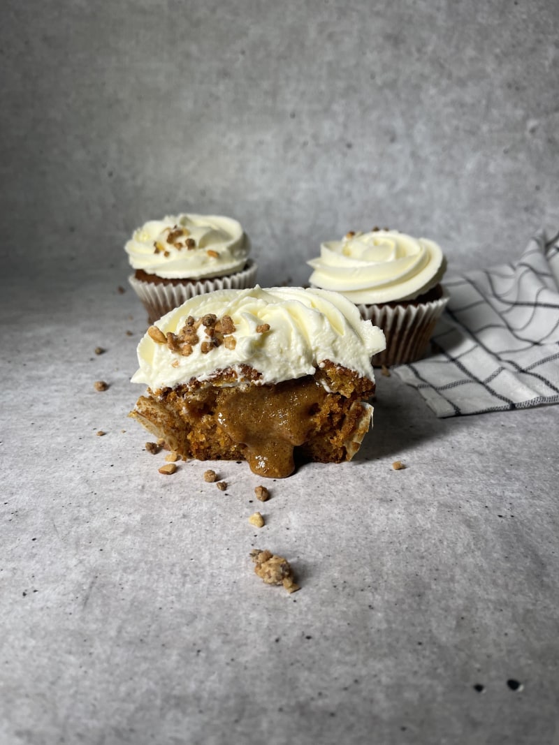Brioșă Carrot Cake