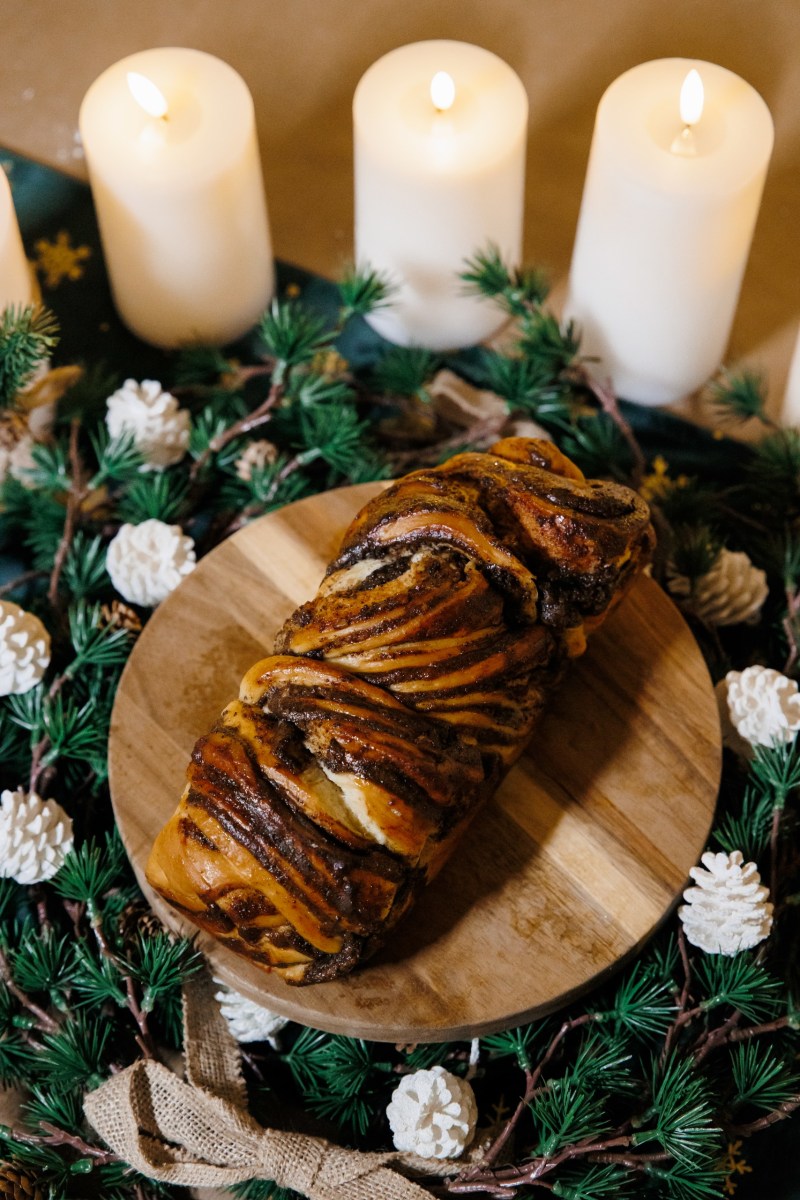Babka cu nucă și ciocolată