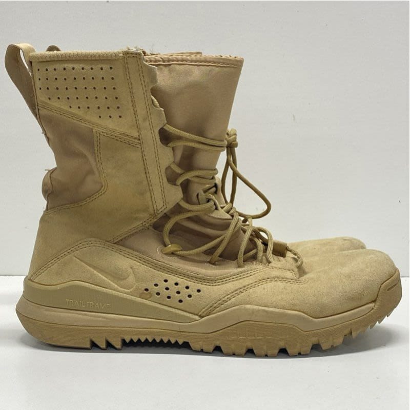 Buy the NIKE Beige Boot SFB Field Leather Tactical Boots AO7507 200 Trail Frame GoodwillFinds