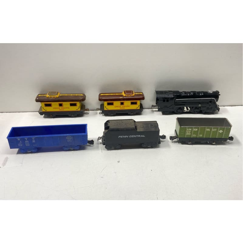 Buy the Vintage Marx Stream Line Train Set GoodwillFinds
