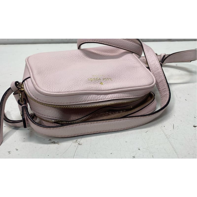 Buy the Kate Spade Pebble Leather Mulberry Street Pyper Crossbody Quartz Pink GoodwillFinds