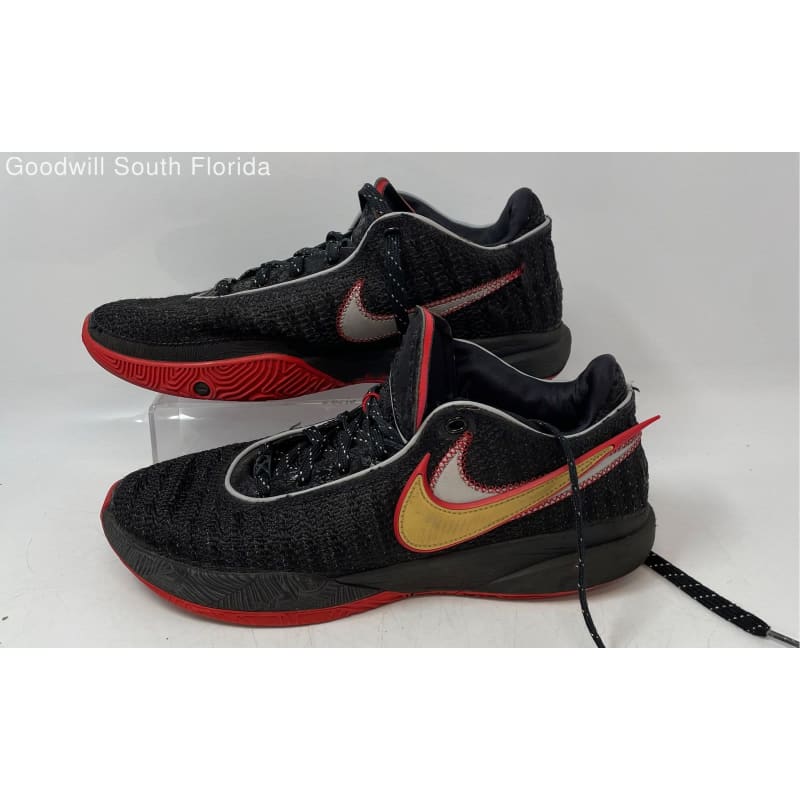 Nike mens size 9 online