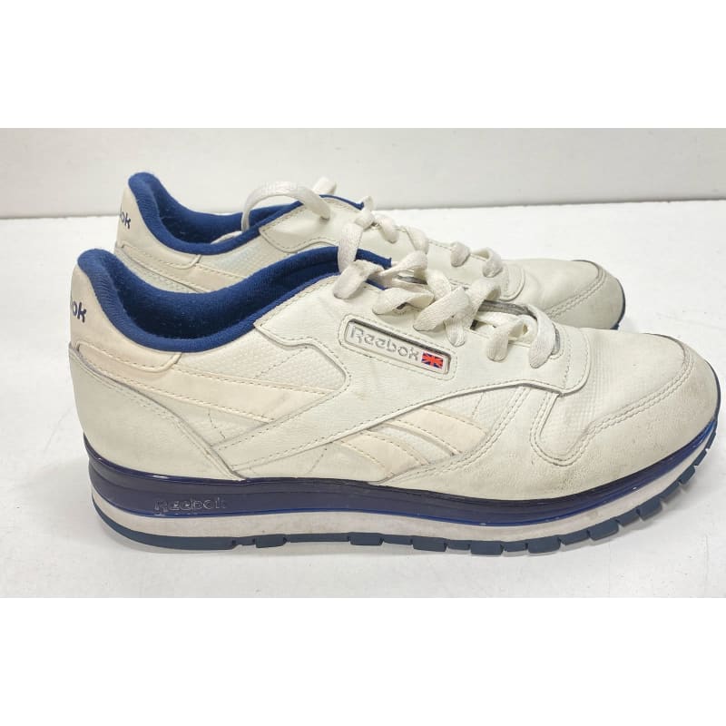 Reebok classics beige sneakers clearance