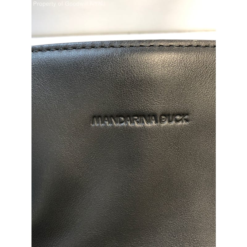 Buy the Mandarina Duck Leather Zip Closure Purse Gray GoodwillFinds