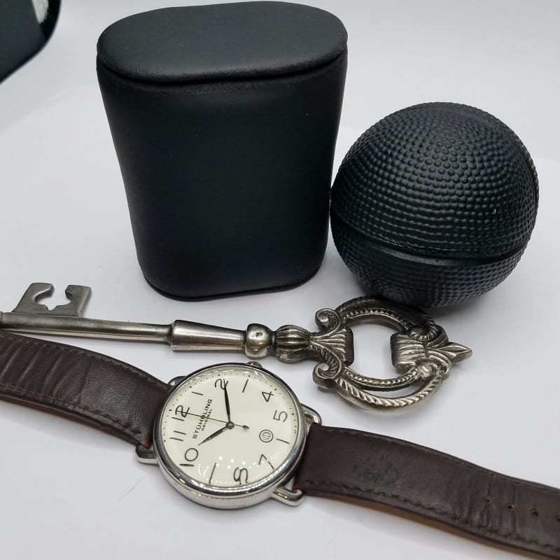 Buy the Men s STUHRLING ORIGINAL SWISS Krysterna Crystal Watch GoodwillFinds