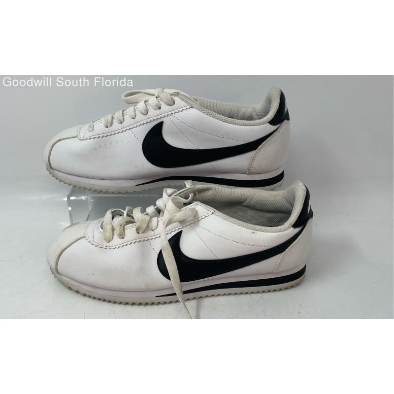 Buy the Nike Womens Classic Cortez 807471 101 White Low Top Sneaker Shoes Size 8.5 GoodwillFinds