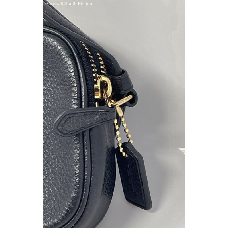 Coach black crossbody strap deals