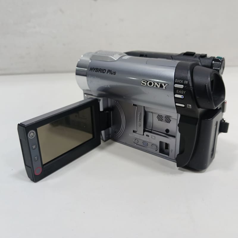 Buy the Sony DCR-DVD810 Mini HandyCam in Bag | GoodwillFinds