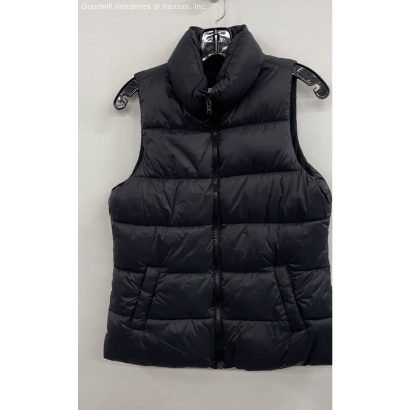 Buy the Old Navy Black Puffer Vest Size XS GoodwillFinds