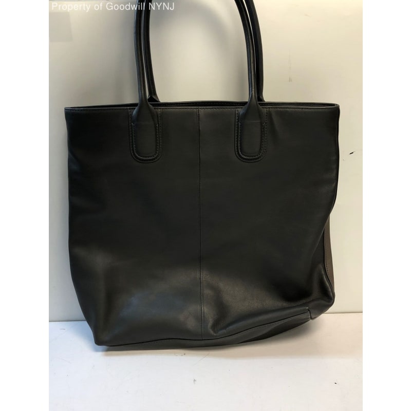 Mandarina duck purse hotsell
