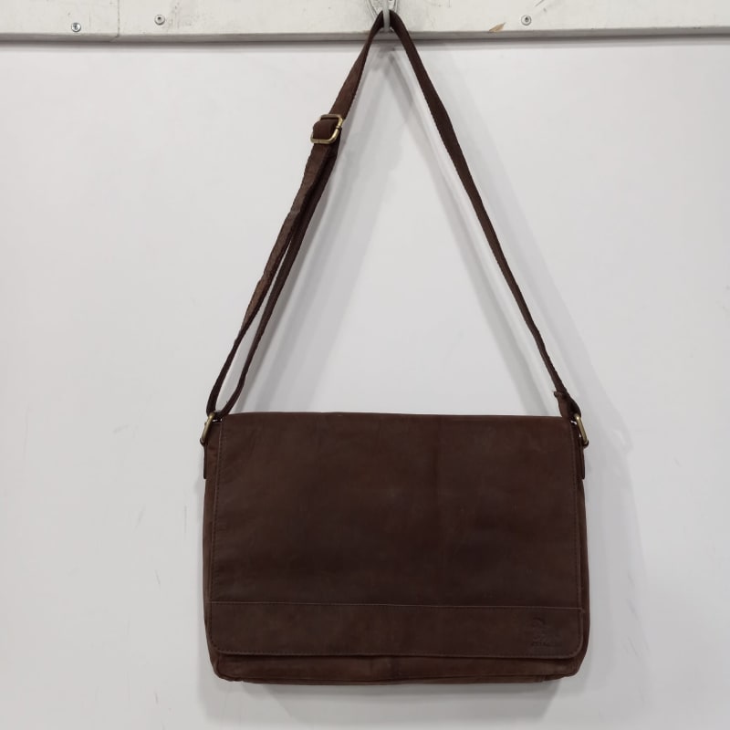 Buy the Estalon Messenger Style Shoulder Bag GoodwillFinds