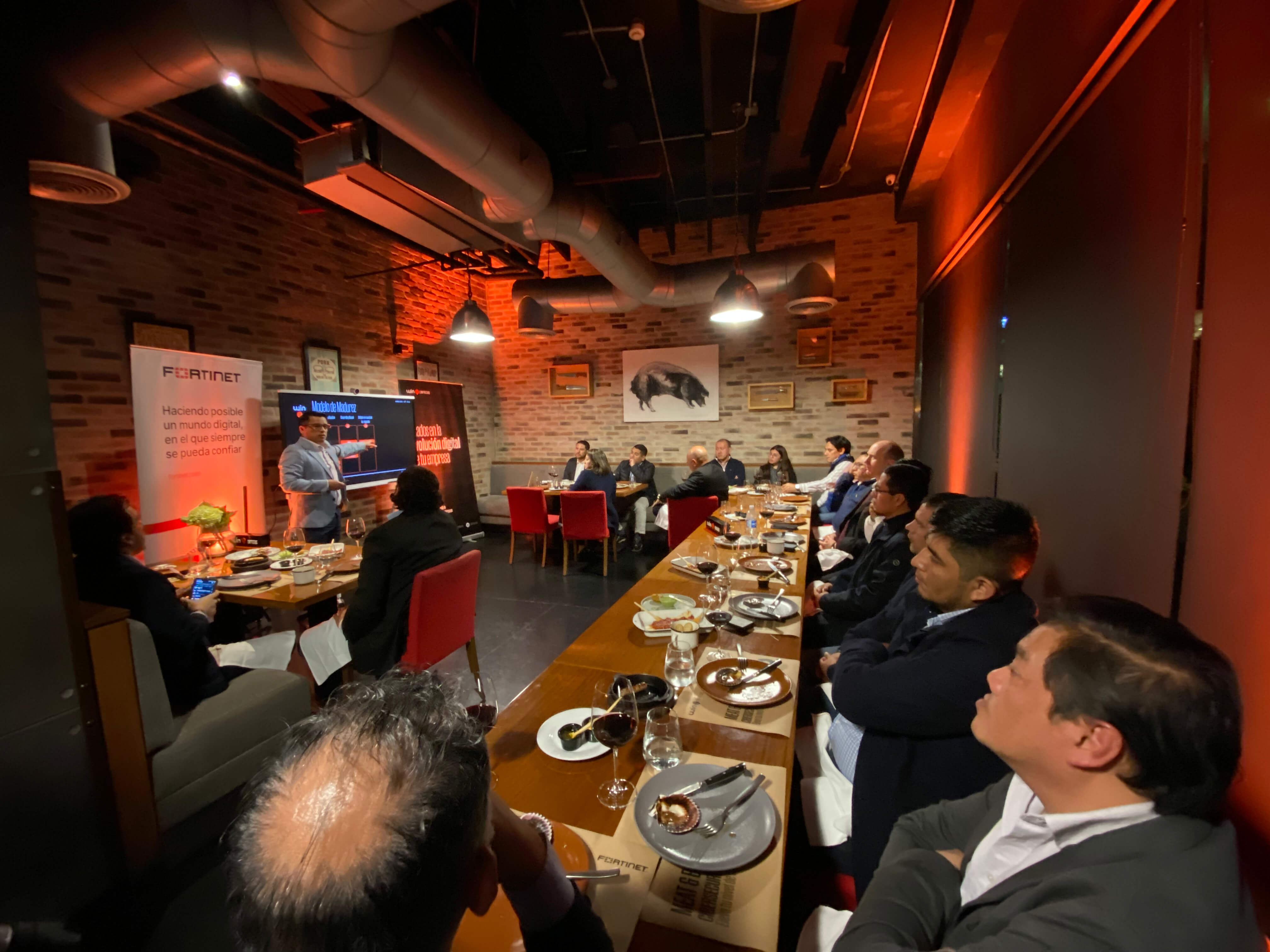 Cenas y Experiencias Privadas