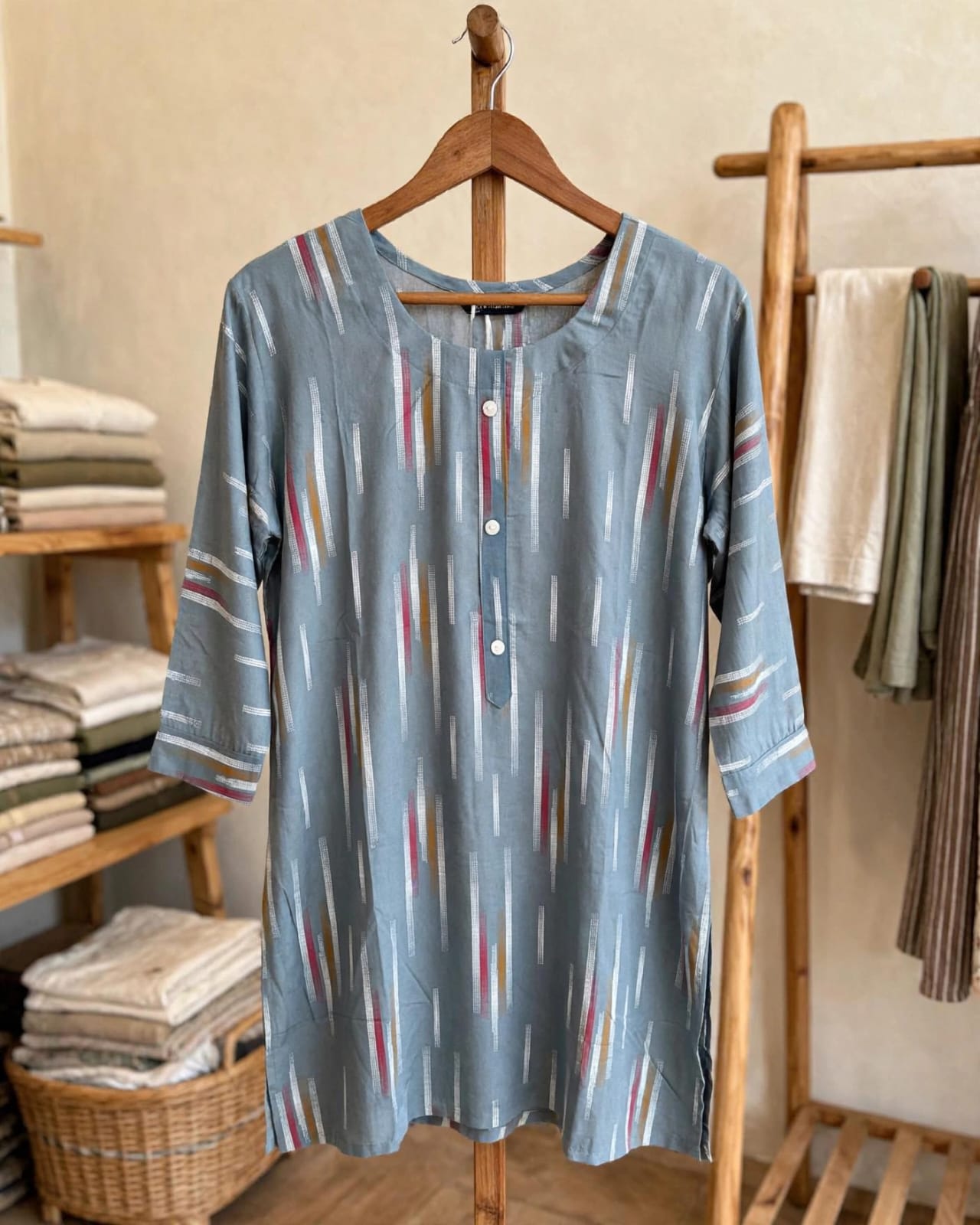 Grey Ikat Printed Cotton Short Kurti thumbnail 2