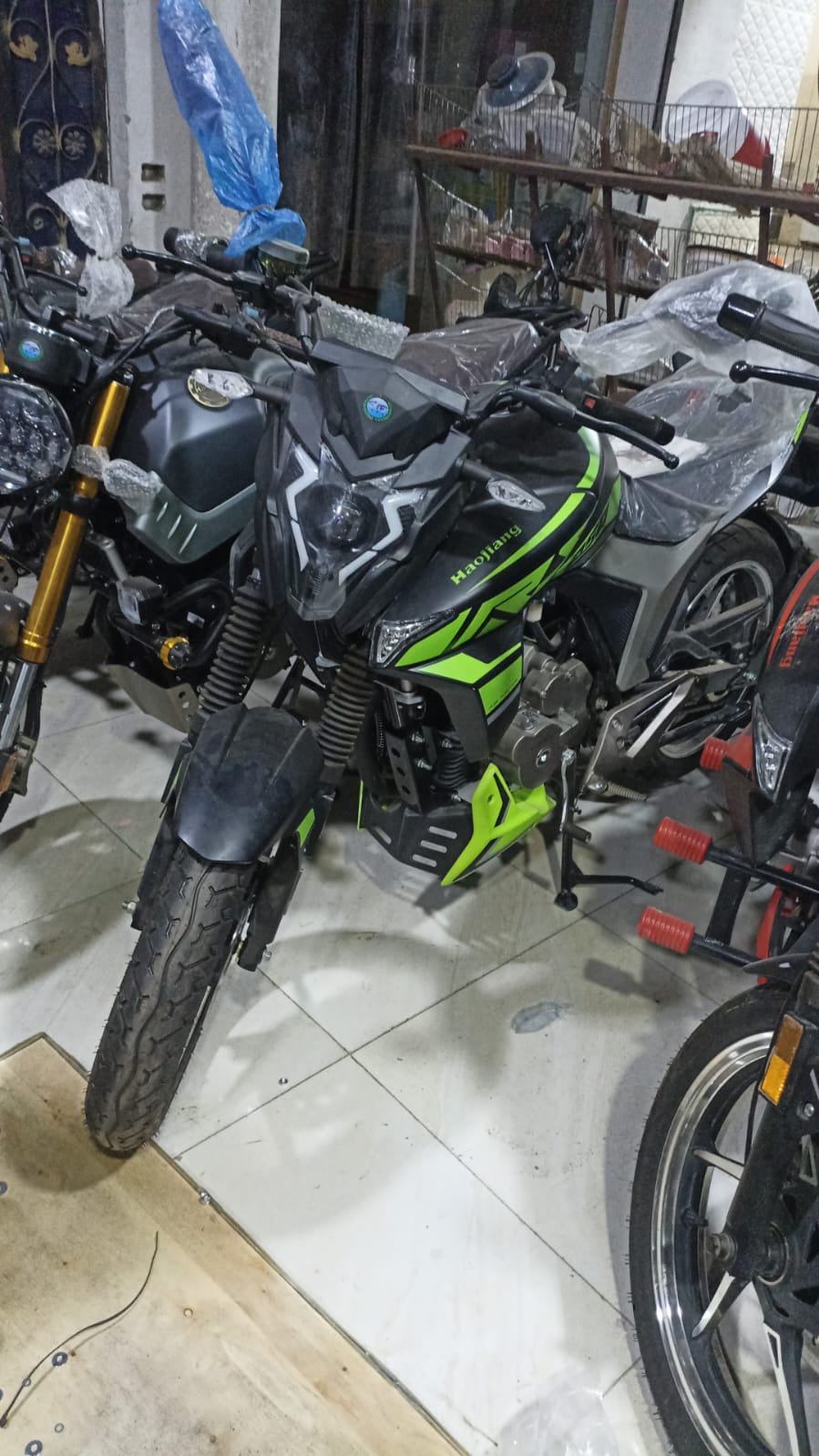 هوجن Z250 2026 - 1