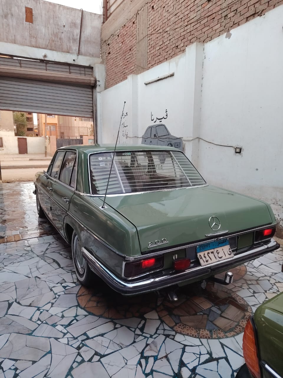 مرسيدس 1975 - 2