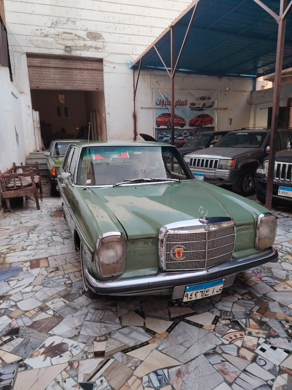 مرسيدس 1975 - 5