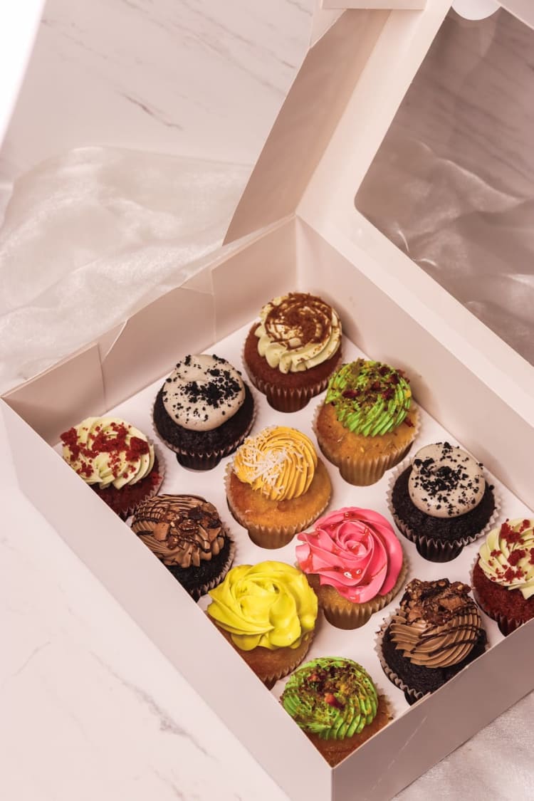 Cupcakes Assortment Box - 12 Pc