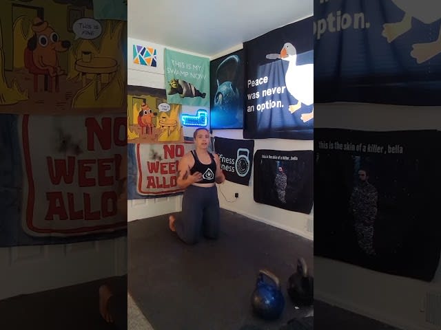 Plank Shoulder Taps