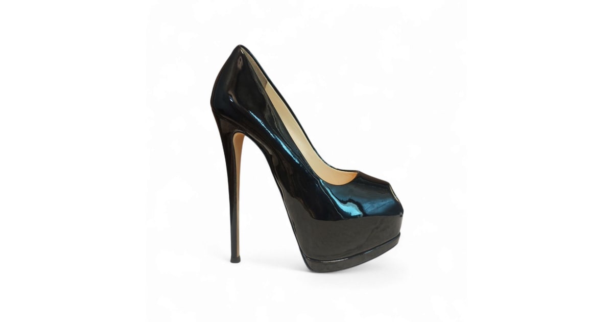 Giuseppe Zanotti Sharon Patent Leather Peep-Toe Platform Pumps
