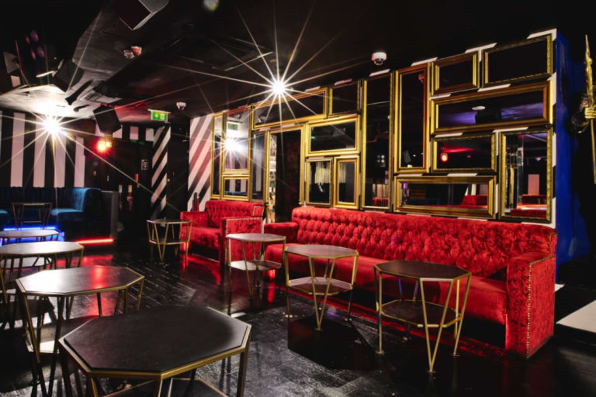 Cirque Le Soir