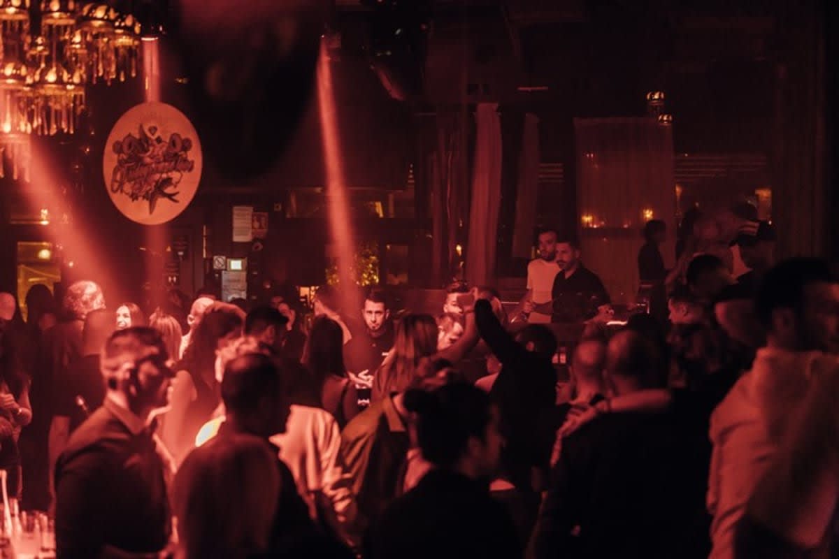 Carpe Diem Lounge Club (CDLC)