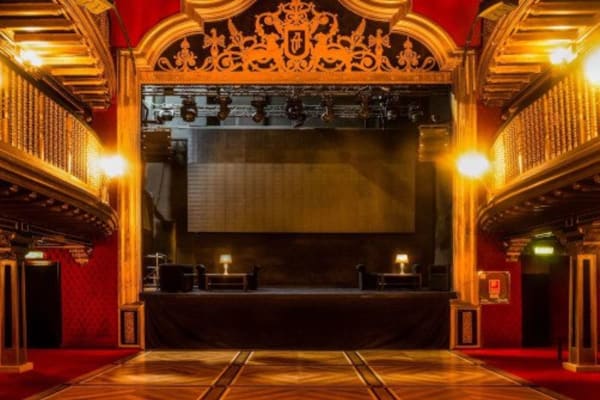 Teatro Magno