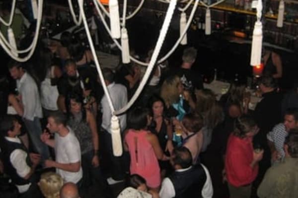 Villa Lounge