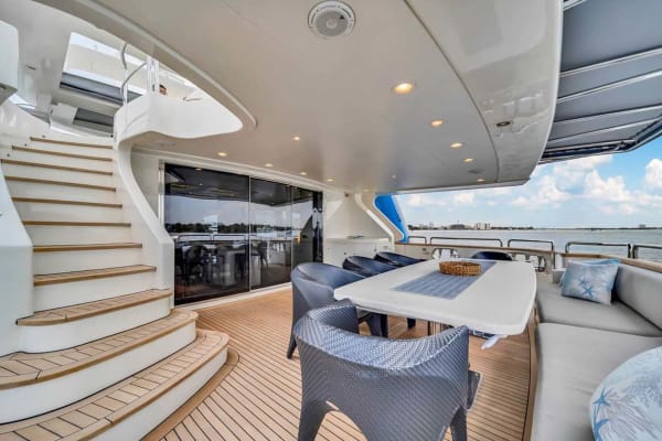 Miami Beach Yacht Party & Club