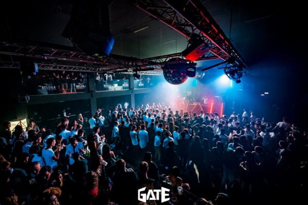 Gate