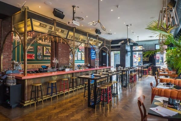 Regulars Bar
