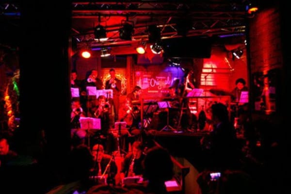 Moe Club