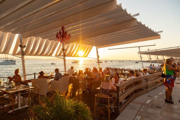 Space Eat & Dance (Space Ibiza legacy bar)